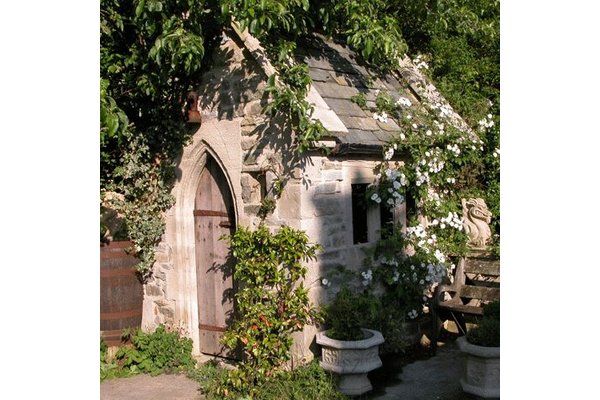 Deko Gartenhaus aus Steinguss - Sidebury Garden